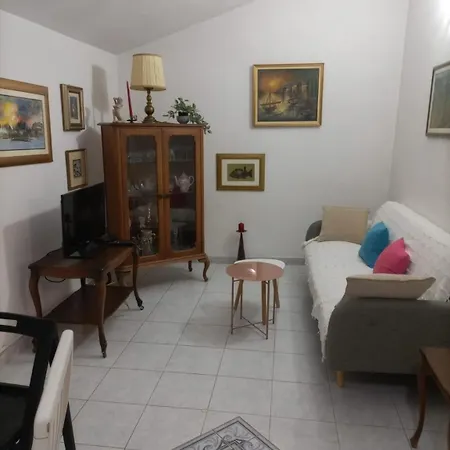 Nada Apartamento